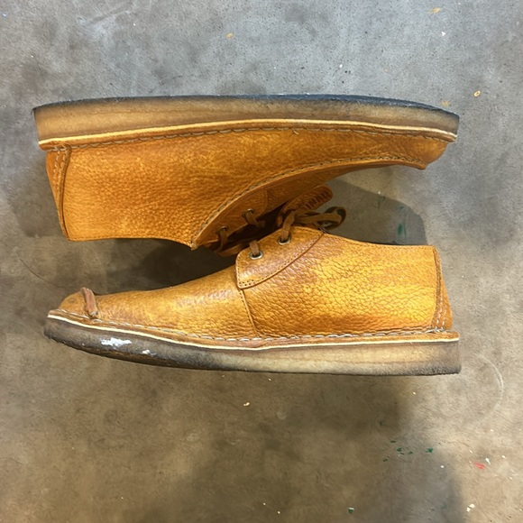 Clarks - Picture 2 of 5